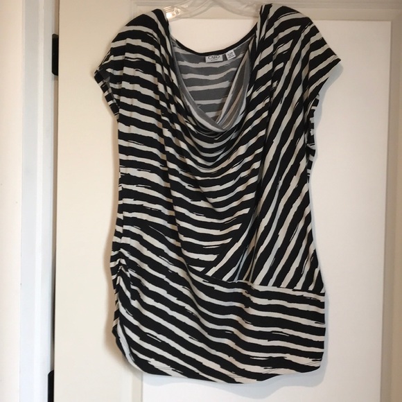 Cato Tops - Cato striped dress shirt 22/24 black white 3X EUC
